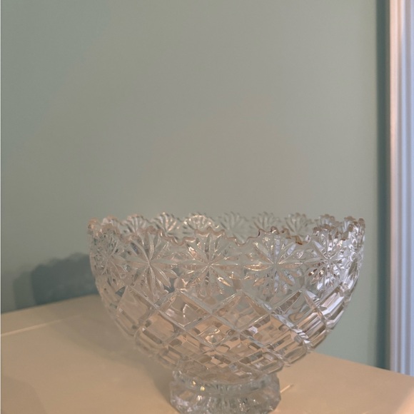 Brussels Crystal Bowl - Picture 4 of 5